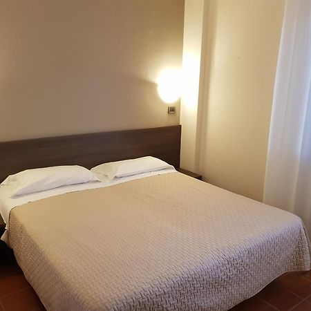 Hotel Rio Rè San Marino Quarto foto