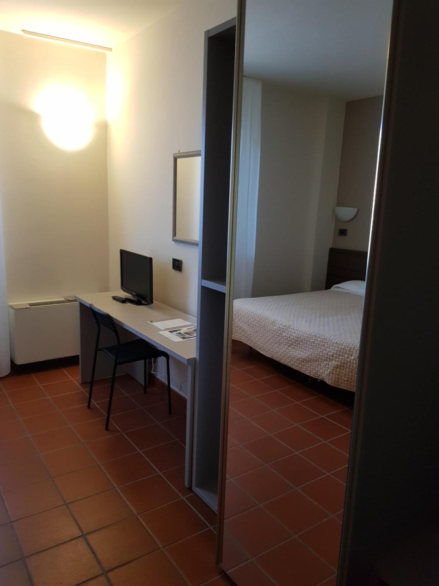 Hotel Rio Rè San Marino Quarto foto